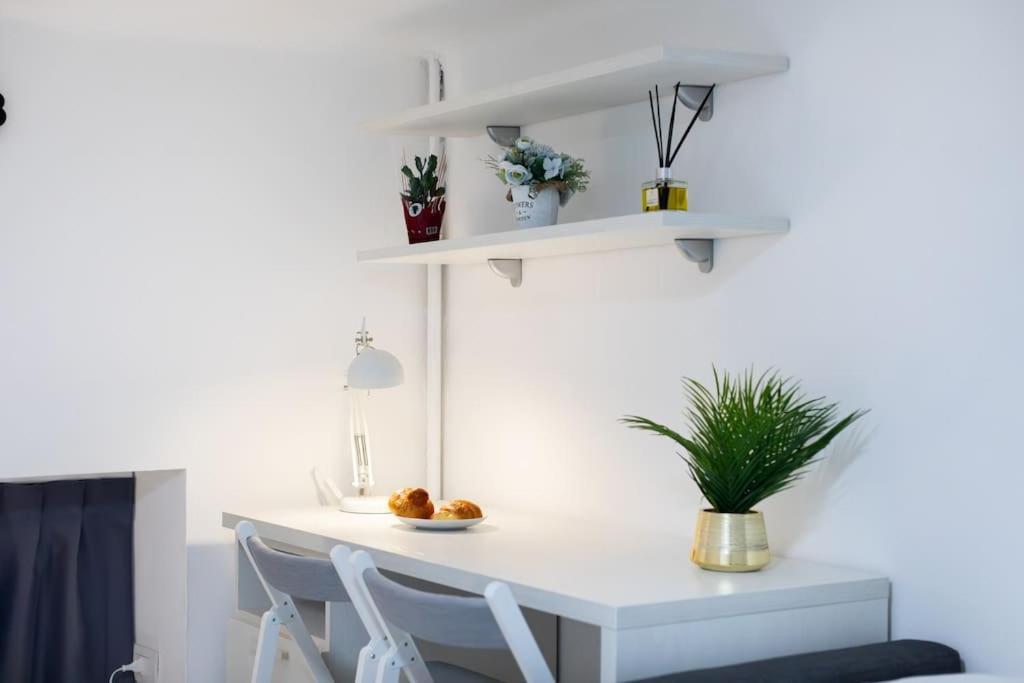 Three-suite With Free Netflix And Fast Wifi Appartement *